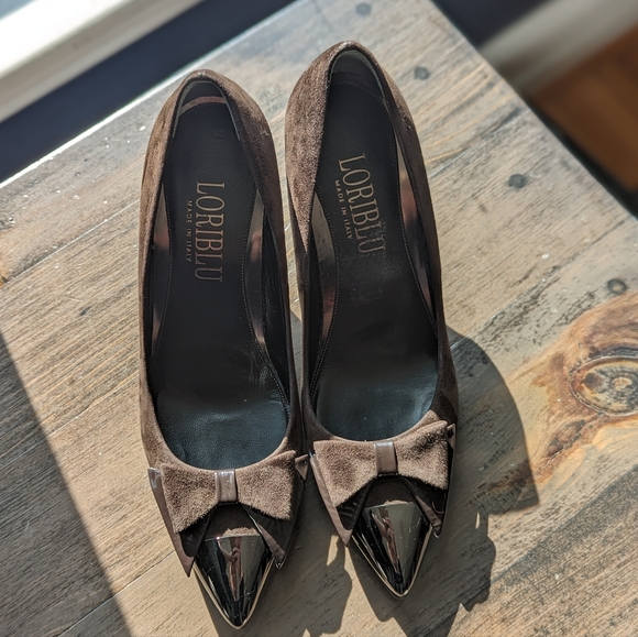 LORIBLU Pumps in Brown Suede with chrome bow embellishment 38 - Picture 7 of 8